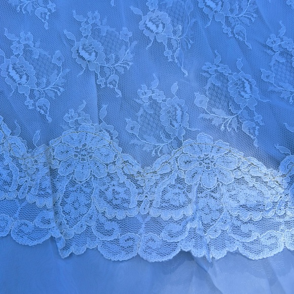 Vintage Off-White Wedding Dress - Picture 14 of 14